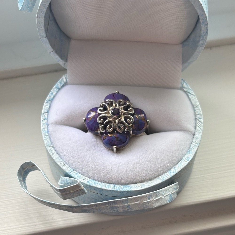 Estate Ring 💜Elegant Purple Silver Women's size 7/8